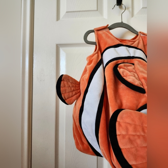 Disney Finding Nemo Orange Fish Plush Halloween Costume 12M / 1 Year - Picture 7 of 10